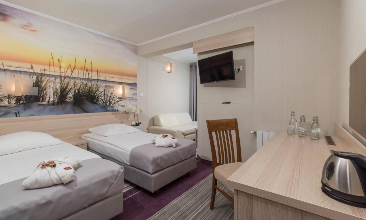 Hotel Spa Activia Jastrzębia Góra Exteriör bild