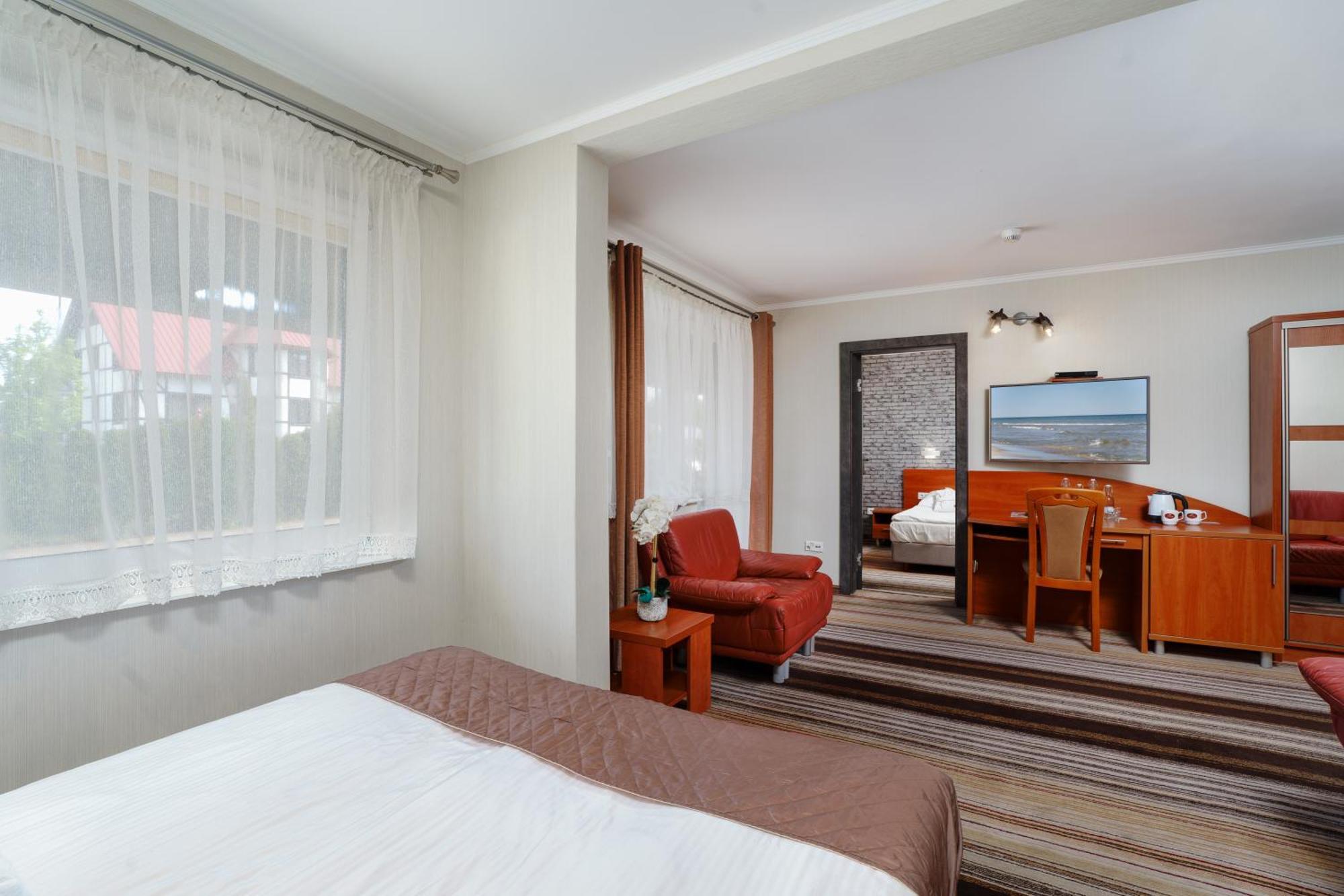 Hotel Spa Activia Jastrzębia Góra Exteriör bild