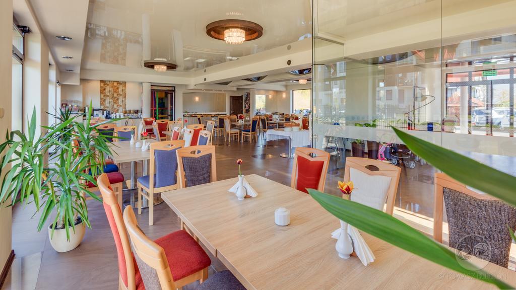 Hotel Spa Activia Jastrzębia Góra Exteriör bild