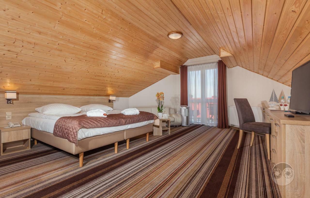 Hotel Spa Activia Jastrzębia Góra Exteriör bild